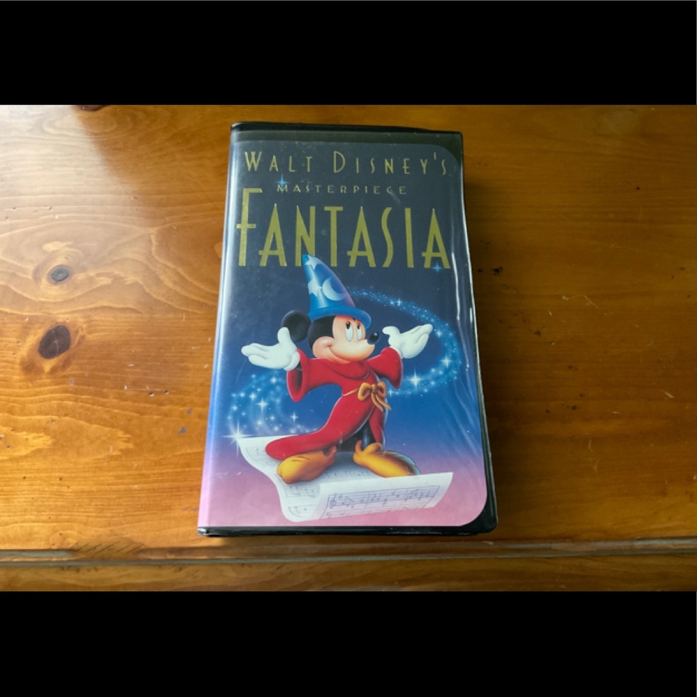 Walt Disney Fantasia VHS‎ Tape-Video Mickey Mouse Collectable Cartoon